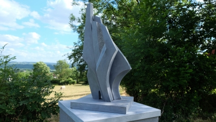 sculptures pierre de taille roua vinalmont,wanzoul,qualité village vinalmont,adrien panier,mathurin van den bogaerde,léon kockelmans,michel dethier wanzoul,roua daniel goffin,dialogue sculpture